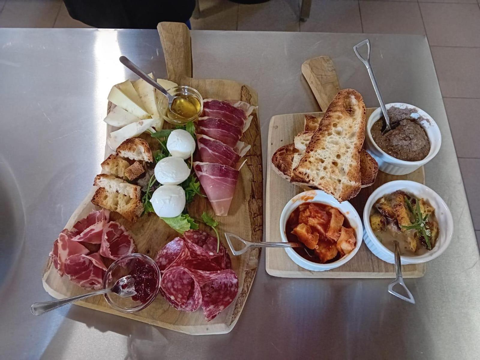 טרקיניה Agriturismo Podere Farnesiana מראה חיצוני תמונה