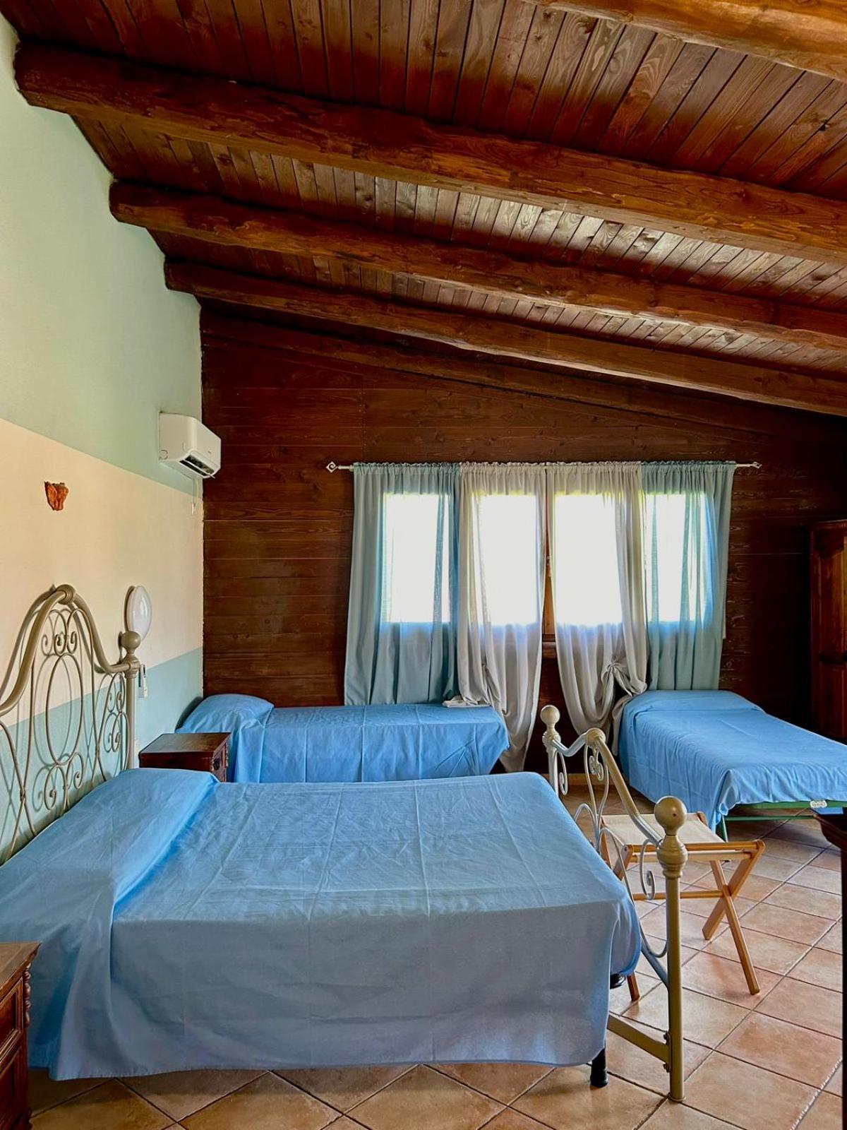 טרקיניה Agriturismo Podere Farnesiana מראה חיצוני תמונה