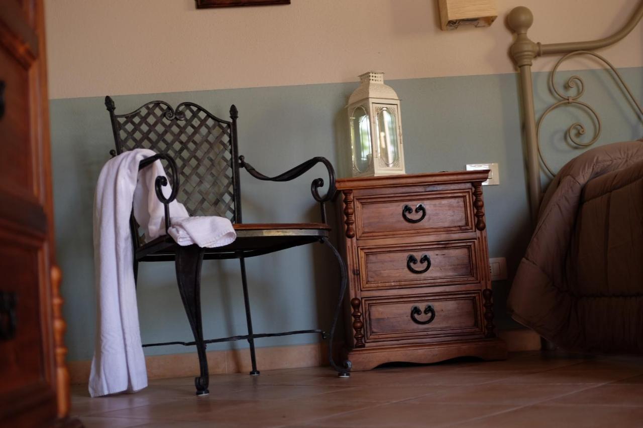 טרקיניה Agriturismo Podere Farnesiana מראה חיצוני תמונה